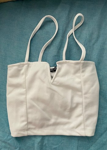 Beyaz İnce Askılı Crop Top - Görsel 2