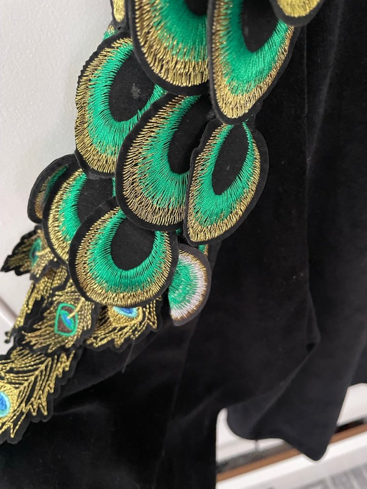 Siyah Kadın Süet Nakışlı Uzun Kollu Bluz - Görsel 3