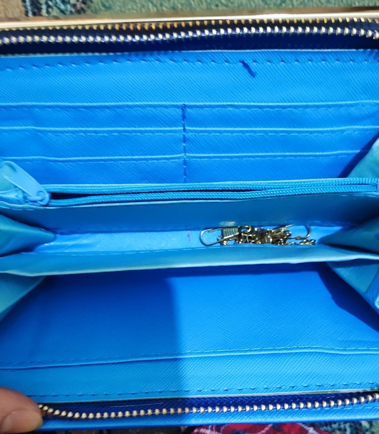 MK logolu mavi deri kadın cüzdan - Görsel 4