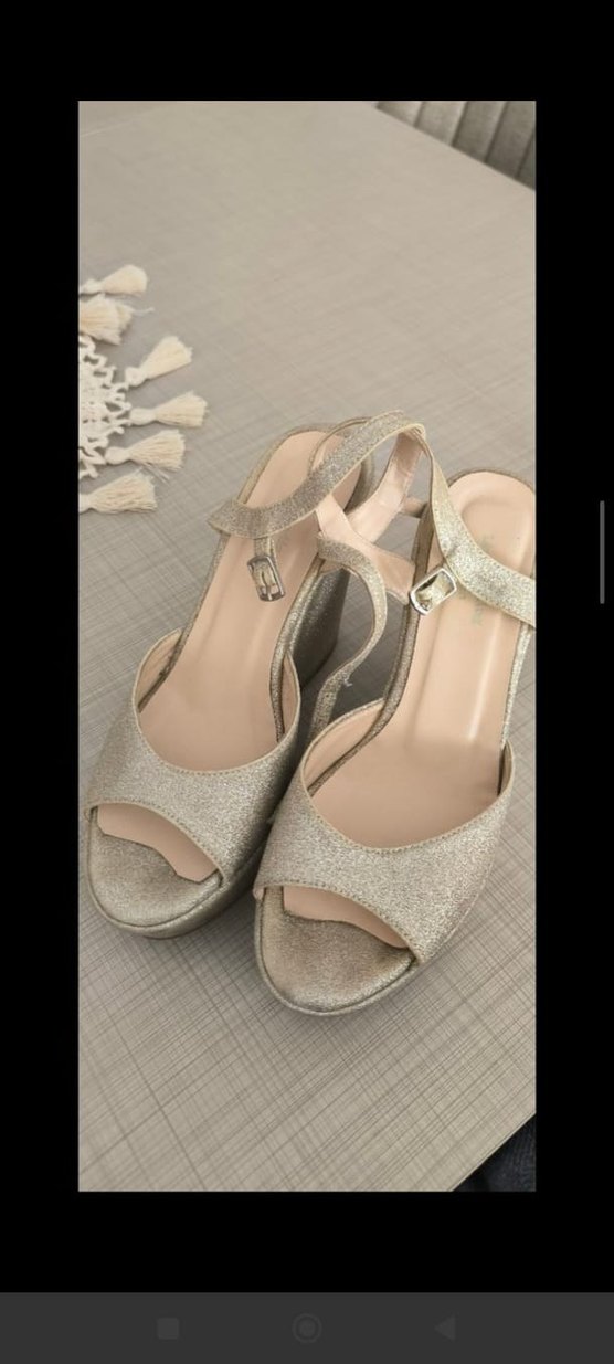 Bej Kadın Dolgu Topuklu Tokalı Abiye Ayakkabı - Görsel 2