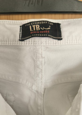 Beyaz Regular Fit Kot Pantolon - Görsel 3