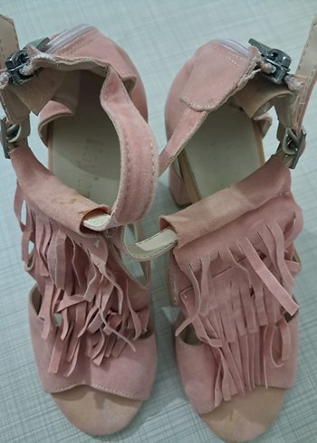 Püsküllü Pembe Süet Topuklu Kadın Ayakkabı - Görsel 2