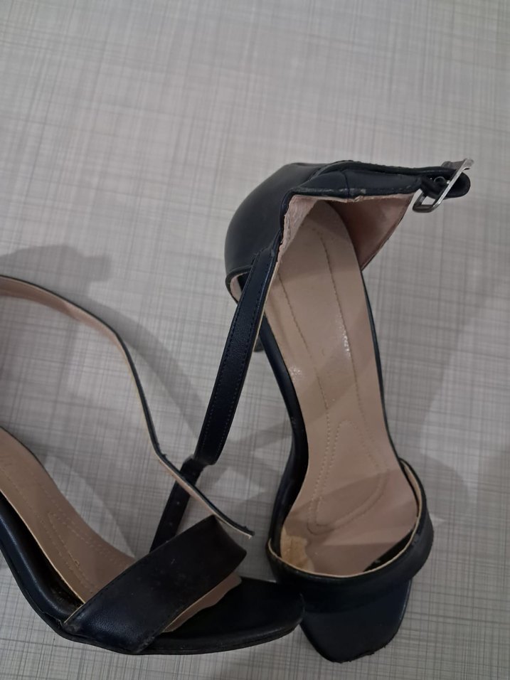 Tokalı Siyah Kadın Günlük Topuklu Ayakkabı - Görsel 3