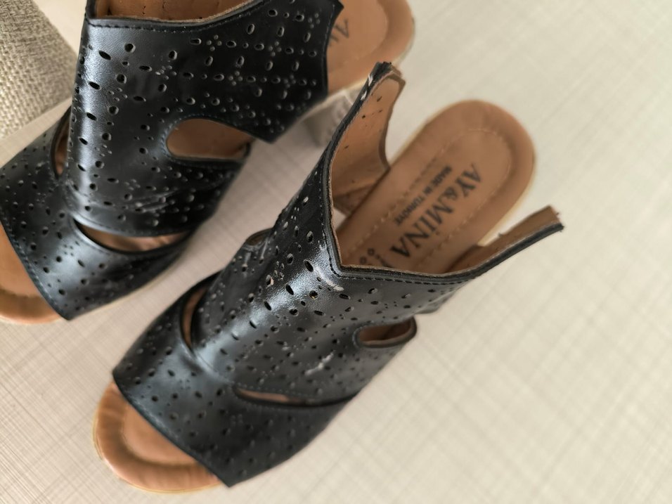 Kahverengi Yılan Desenli Dolgu Topuklu Kadın Sandalet - Görsel 4