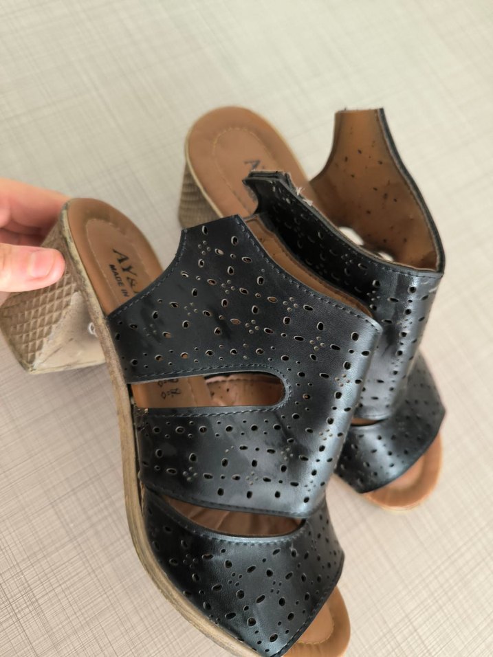 Kahverengi Yılan Desenli Dolgu Topuklu Kadın Sandalet - Görsel 2