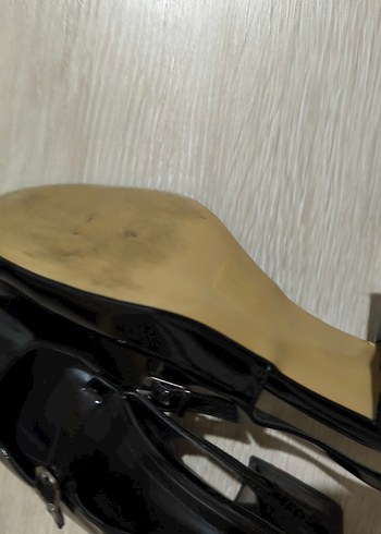 Klasik Siyah Tokalı Topuklu Ayakkabı - Görsel 2