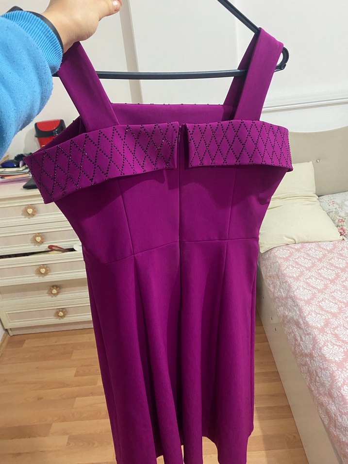 Mor Parlak Askılı Midi Elbise ECRİN - Görsel 4