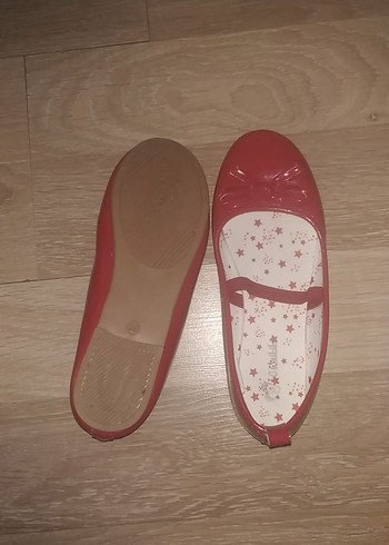 Kız Çocuk Parlak Kırmızı Tokalı Babet - Görsel 3