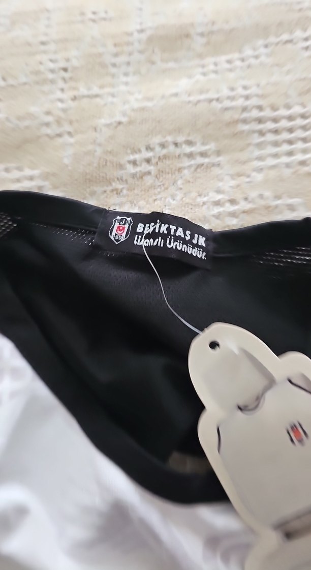 Beyaz Erkek Spor Atlet BJK Logolu - Görsel 3