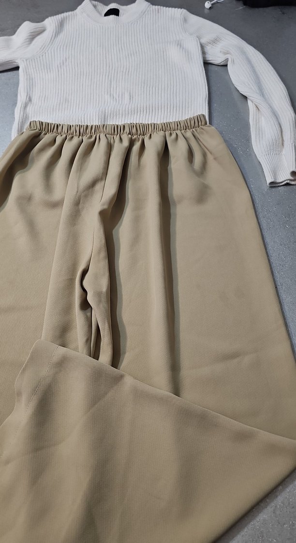 Bej Pilili Kadın Kumaş Pantolon - Görsel 3