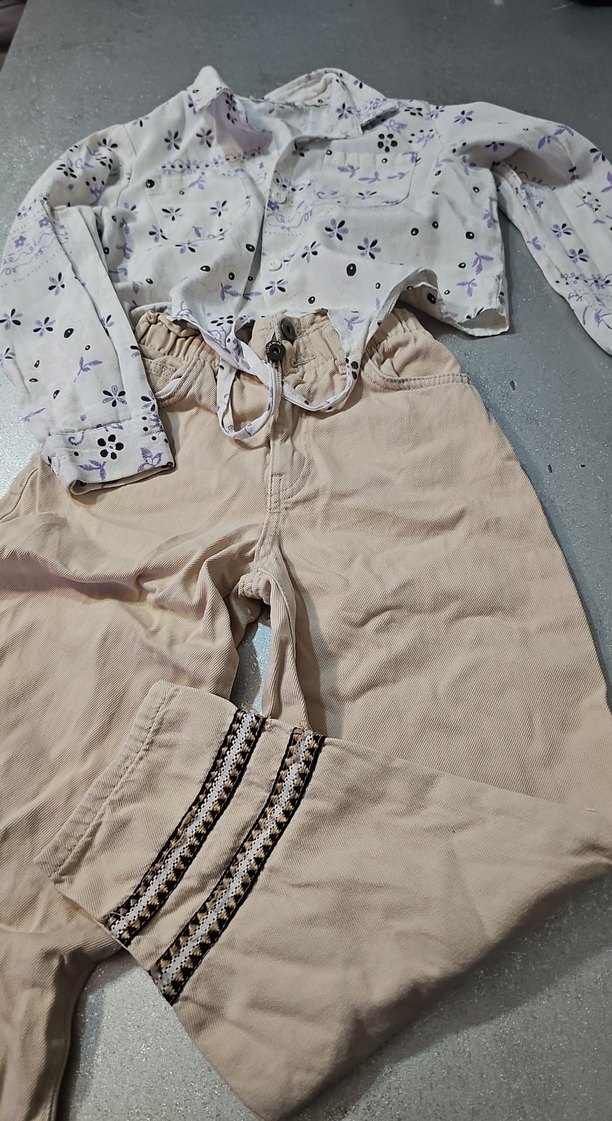 Bej Düğmeli Kız Çocuk Pantolonu - Görsel 2