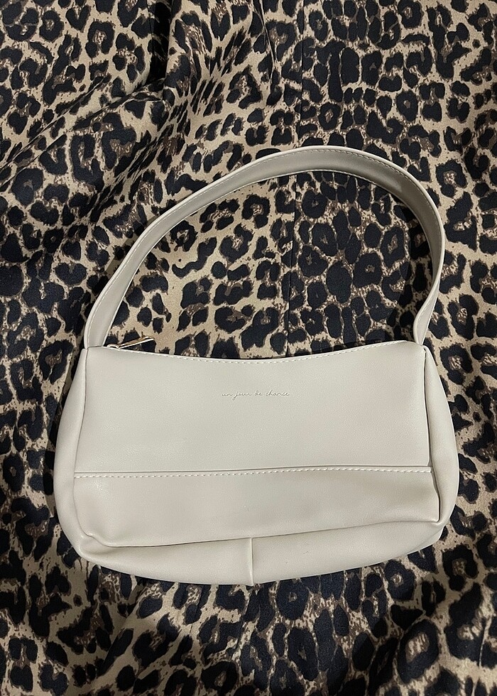 Kadın bej renkli çanta - Görsel 3