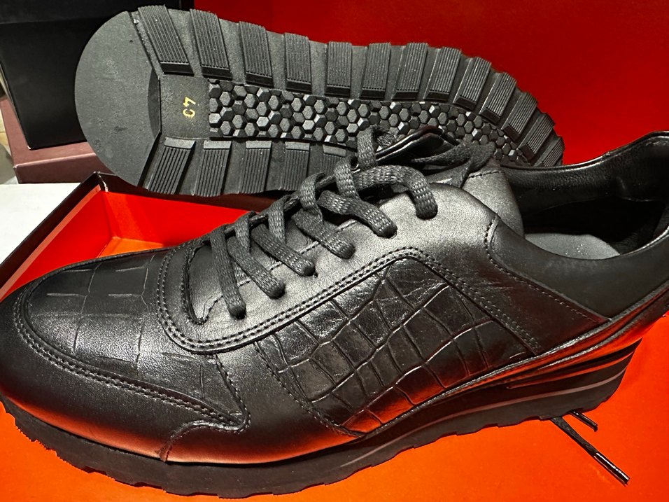 Siyah Yılan Desenli Bağcıklı Çok Rahat Erkek Spor Ayakkabı - Görsel 2