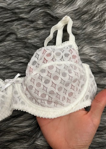 Beyaz Dantelli Sütyen - Görsel 2