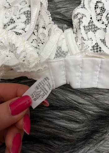 Beyaz Minimalist Midi Sütyen - Görsel 6