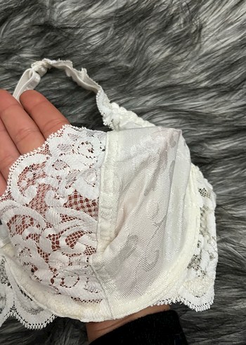 Beyaz Minimalist Midi Sütyen - Görsel 4