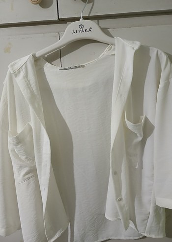 Kadın Beyaz Keten V Yaka Düğmeli Gömlek - Görsel 3