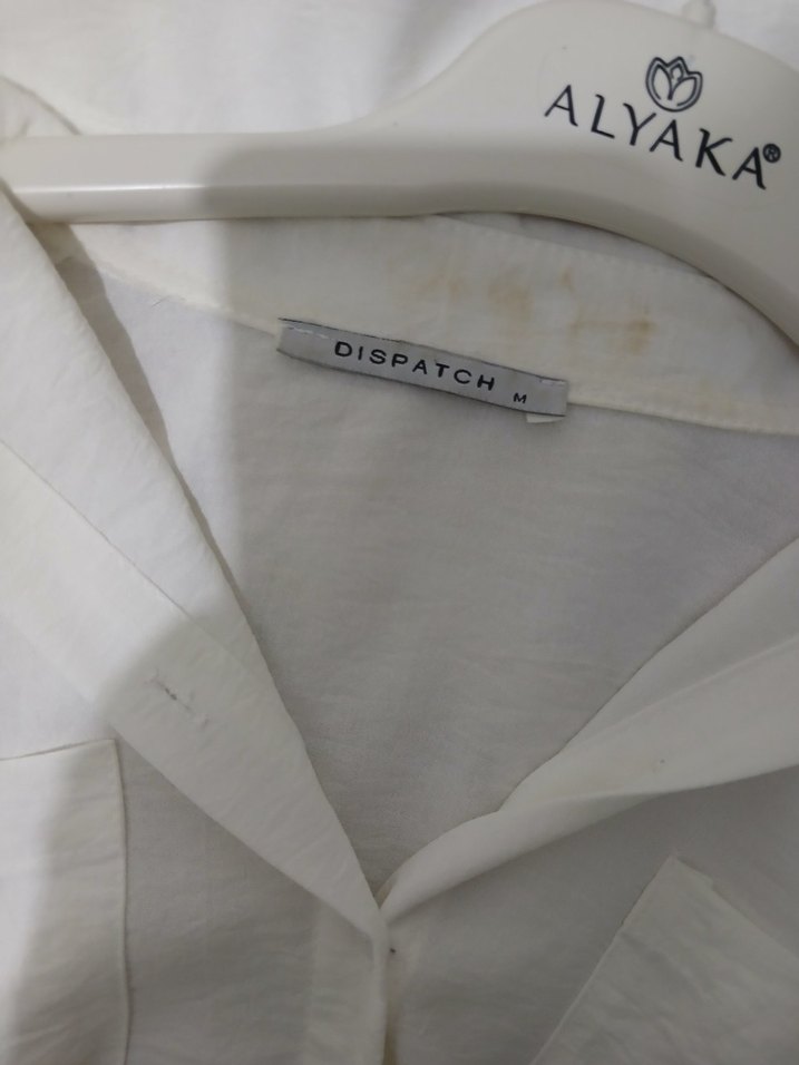 Kadın Beyaz Keten V Yaka Düğmeli Gömlek - Görsel 5