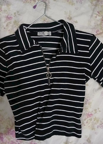 Fermuarli Siyah Beyaz Çizgili Kadın Tişört - Görsel 3