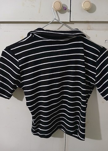Fermuarli Siyah Beyaz Çizgili Kadın Tişört - Görsel 2