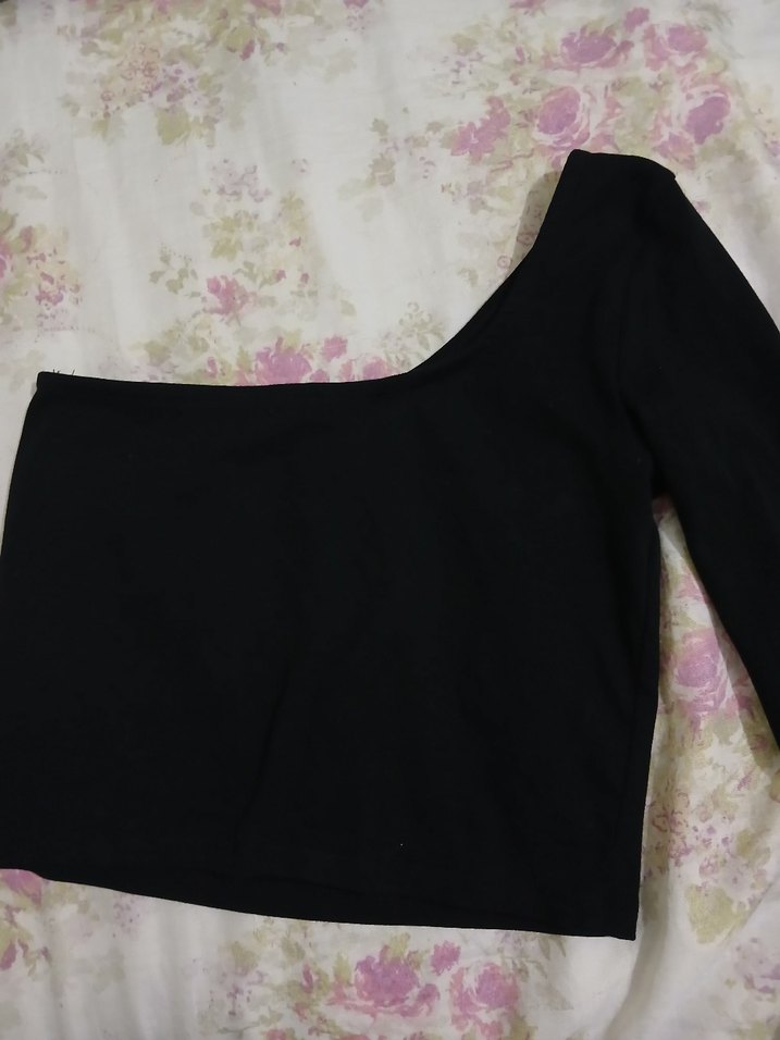 Siyah uzun tek Kollu Bluz crop - Görsel 4