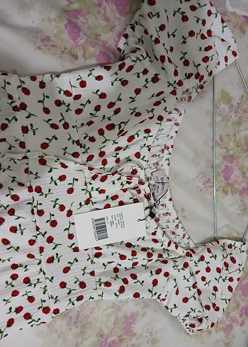 Çiçek Desenli Beyaz Midi Elbise - Görsel 4