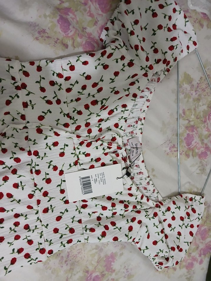 Çiçek Desenli Beyaz Midi Elbise - Görsel 4