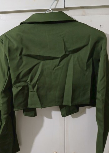 Yeşil Kadın omuz vatkali cepli crop ceket - Görsel 5