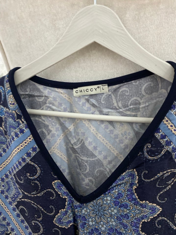 Bohem V Yaka Desenli Elbise - Görsel 2