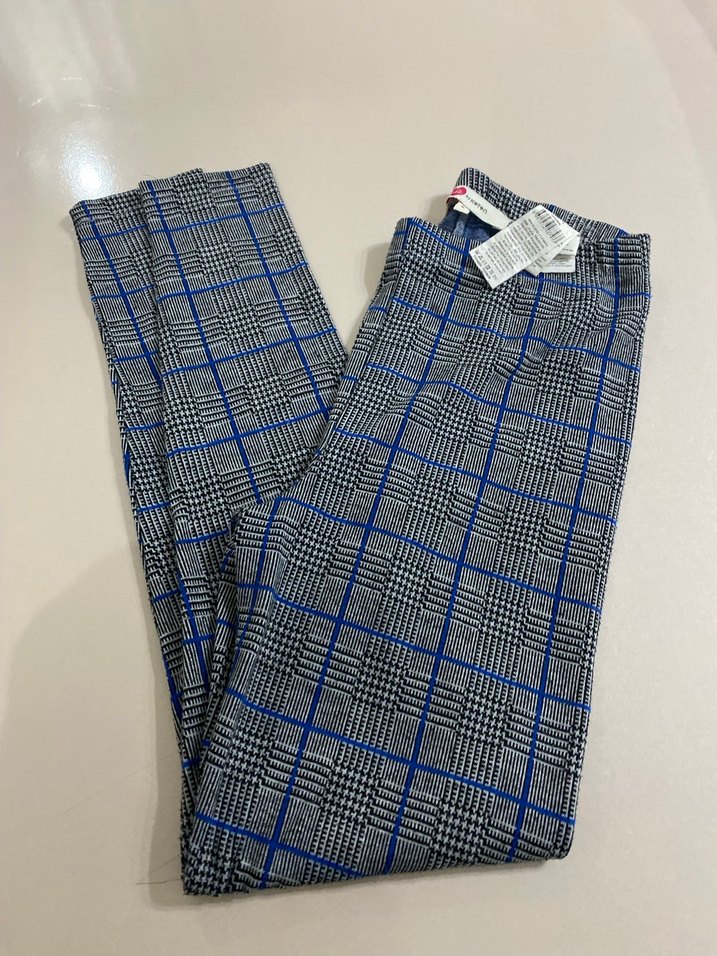 Gri Ekose Desenli Rahat Kesim Kadın Pantolon tayt formunda - Görsel 2