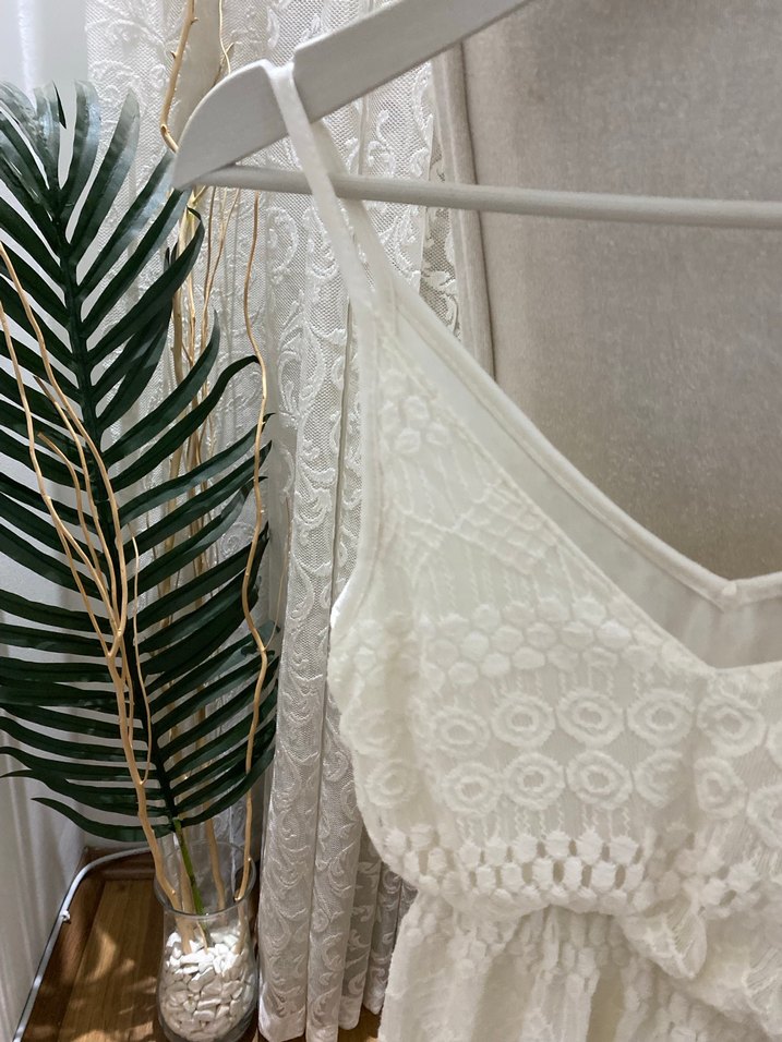 Dantel Detaylı Beyaz Bohem Mini Askılı Üst - Görsel 2