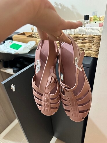 38 Beden ten rengi Renk İgor sandalet
