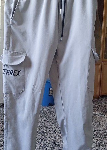 Erkek Gri Beyaz Fermuarlı V Yakalı Pijama - Görsel 3