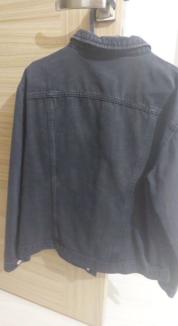 Siyah Düğmeli Kadın Denim Ceket - Görsel 2