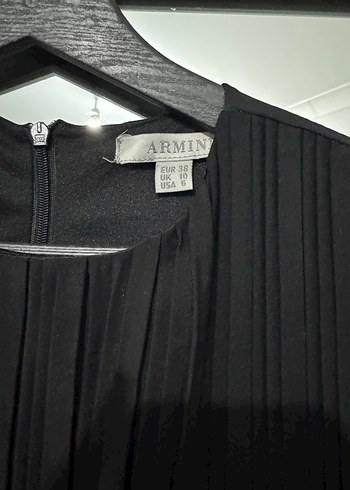 Siyah Pliseli Uzun Kollu Elbise - Görsel 2