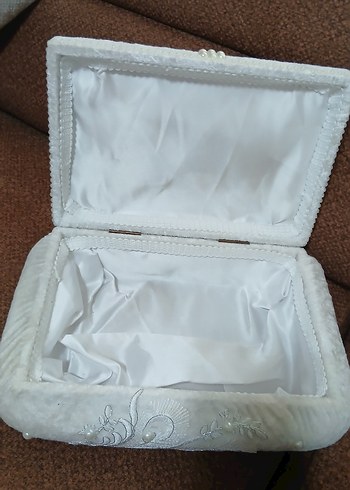 İnci İşlemeli Beyaz Düğün Aksesuarı - Görsel 2