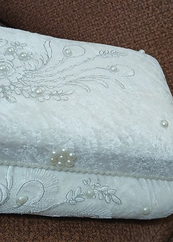 İnci İşlemeli Beyaz Düğün Aksesuarı - Görsel 3