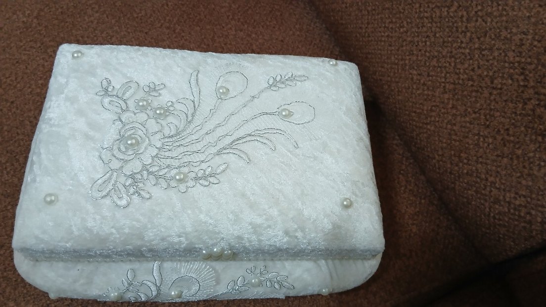 İnci İşlemeli Beyaz Düğün Aksesuarı - Görsel 4