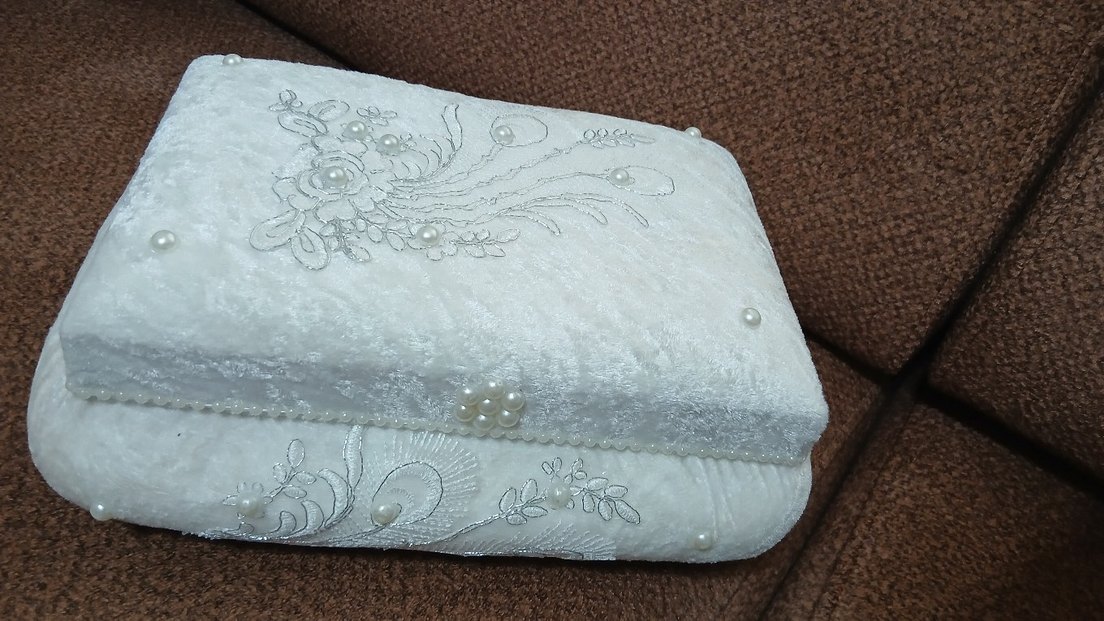 İnci İşlemeli Beyaz Düğün Aksesuarı - Görsel 3