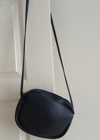 Minimalist Siyah Deri Kadın Çanta - Görsel 3