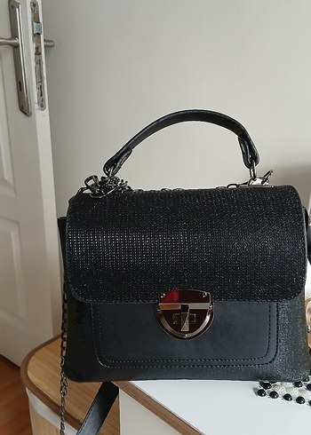 Siyah Deri Yılan Desenli Tokalı Kadın Çanta - Görsel 2