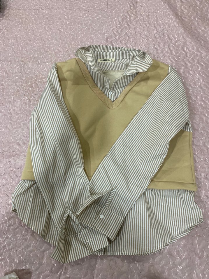 Bej V Yaka Düğmeli Kadın Yelek - Görsel 3