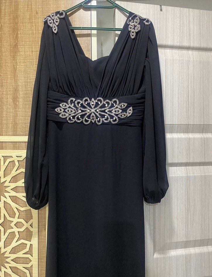 Nakışlı Siyah Uzun Kollu Abiye Elbise - Görsel 2