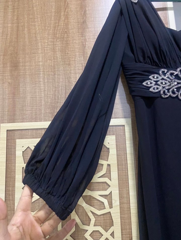 Nakışlı Siyah Uzun Kollu Abiye Elbise - Görsel 4