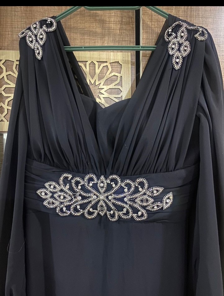 Nakışlı Siyah Uzun Kollu Abiye Elbise - Görsel 3