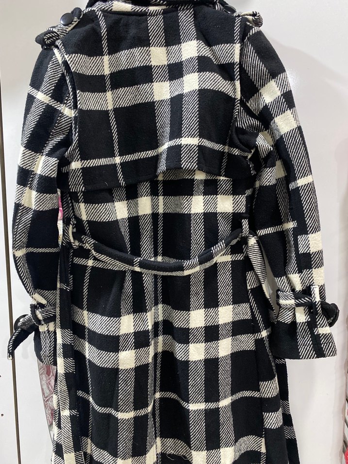 Kemerli Ekose Desenli Uzun Kadın Kaban - Görsel 4