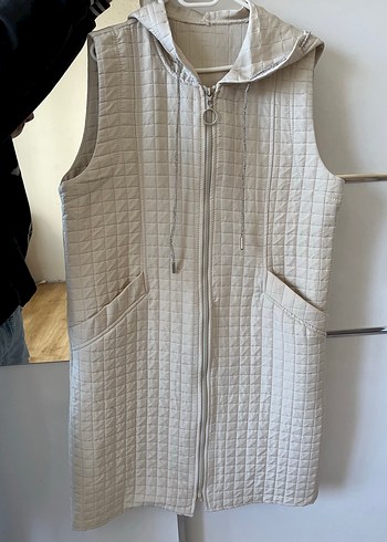 Kadın Beyaz Kapüşonlu Kolsuz Midi Yelek - Görsel 3