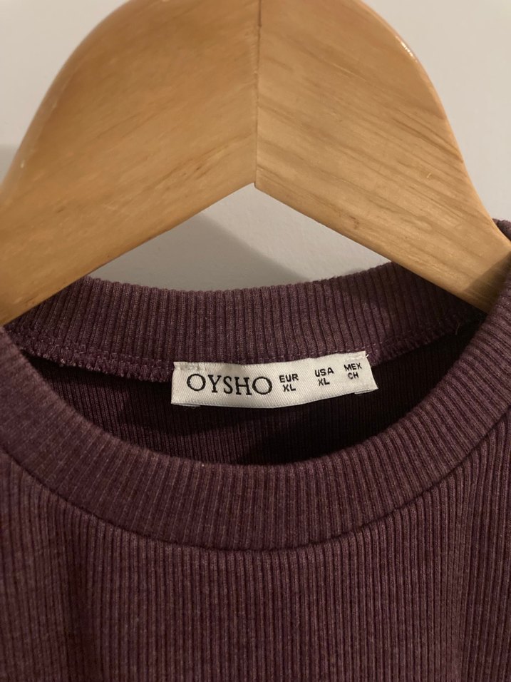 Bordo Yünlü Yüksek Yakalı Kolsuz Kadın Atlet - Görsel 2