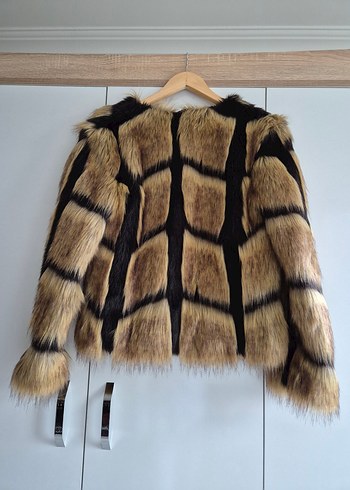 Kahverengi Zebra Desenli Kadın Suni Kürk - Görsel 2