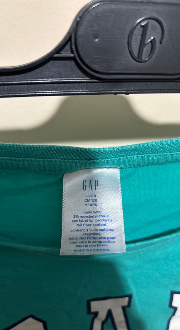 Kız Çocuk GAP Baskılı Koyu Yeşil Tişört - Görsel 2